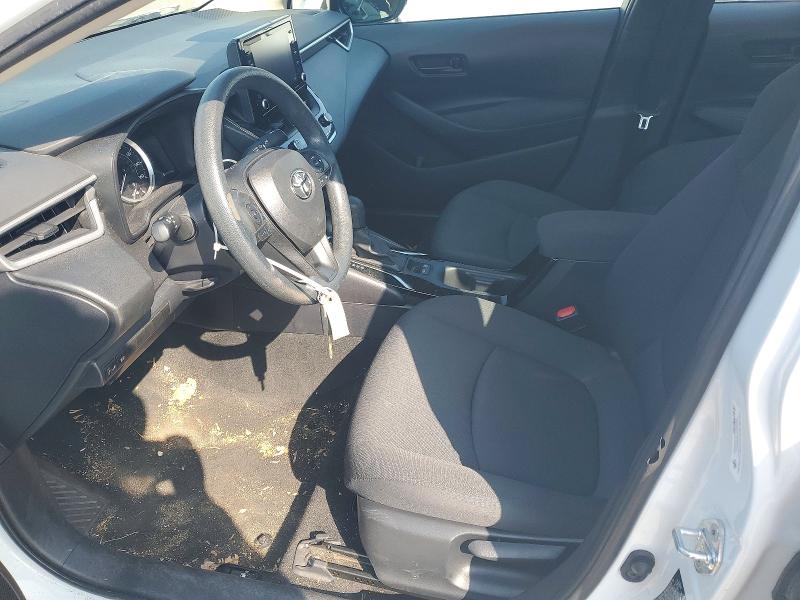 61769746 :رقم المزاد ، 5YFEPMAE6NP332704 vin ، 2022 Toyota Corolla مزاد بيع