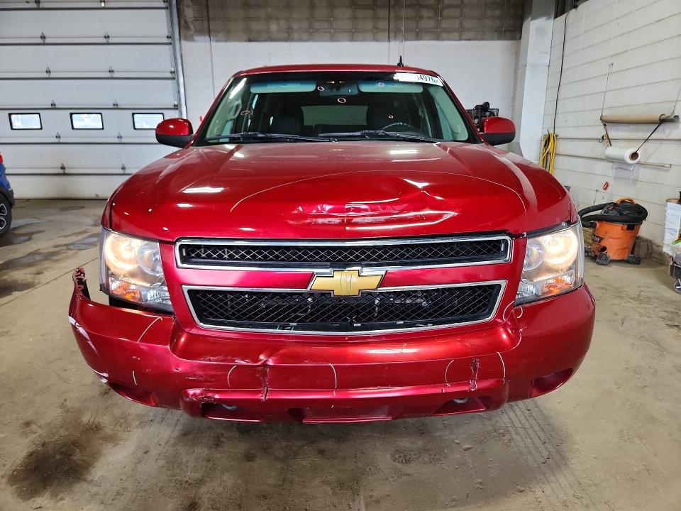 Продаж на аукціоні авто 2013 Chevrolet Suburban, vin: 1GNSKHE75DR343256, номер лоту: 59834976