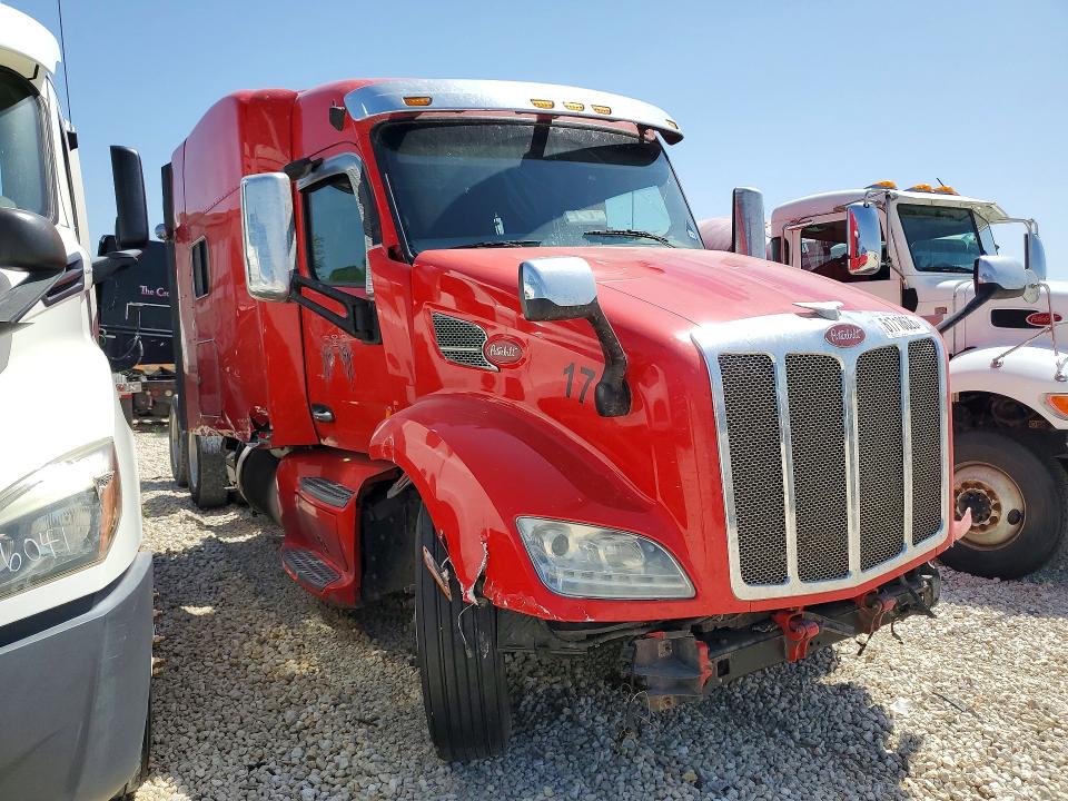 2017 Peterbilt 579 მანქანა იყიდება აუქციონზე, vin: 1XPBDP9X6HD389705, აუქციონის ნომერი: 61718626