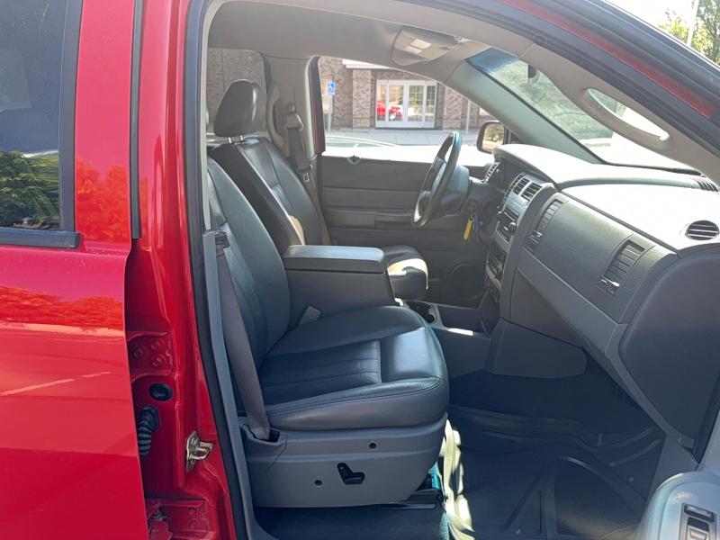 63526236 :رقم المزاد ، 1D4HB58D65F535116 vin ، 2005 Dodge Durango مزاد بيع