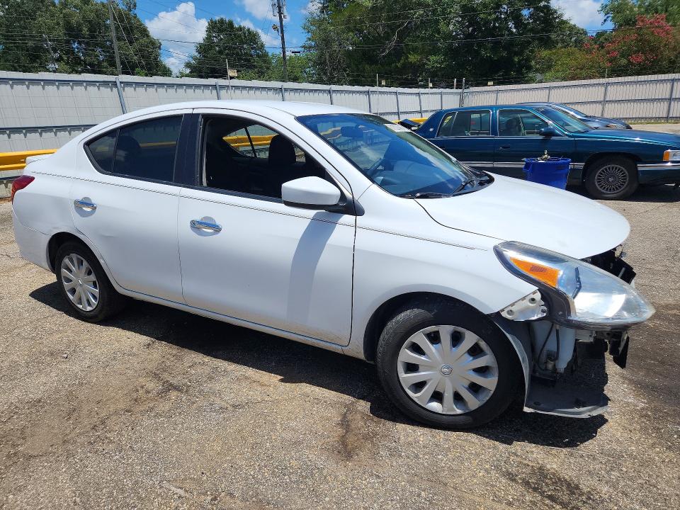 Aukcja sprzedaży 2015 Nissan Versa, vin: 3N1CN7AP1FL880305, numer aukcji: 61620686