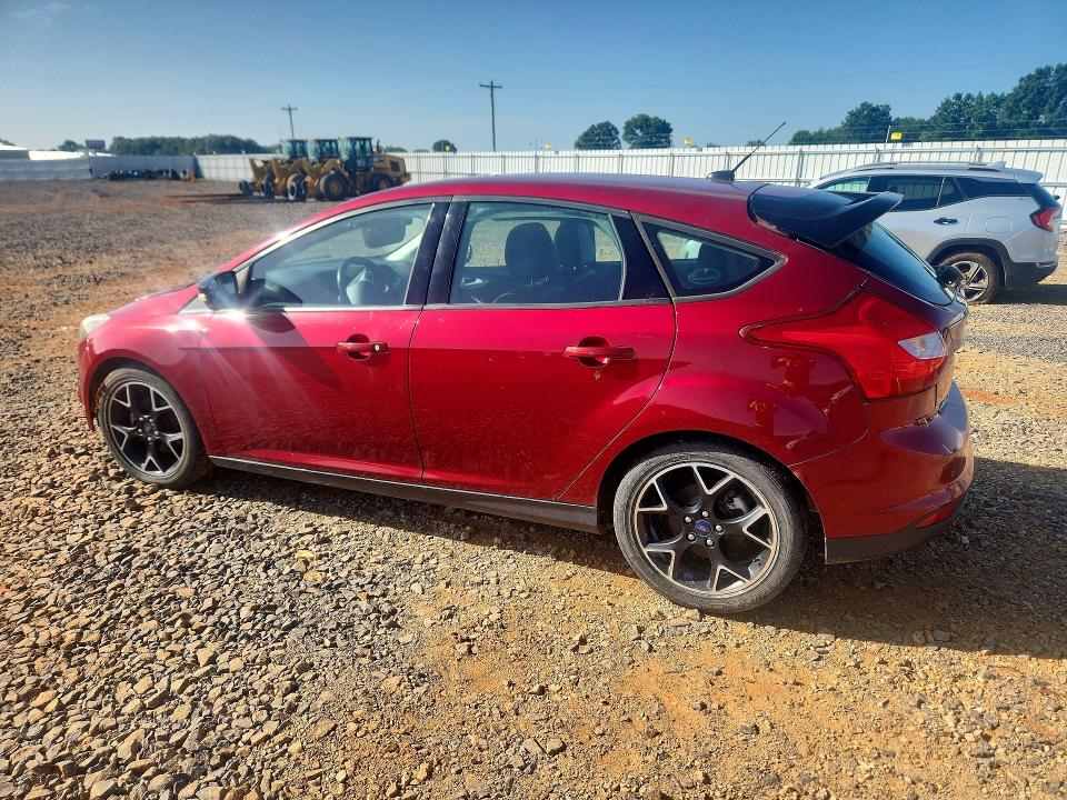 61008666 :رقم المزاد ، 1FADP3K29EL276198 vin ، 2014 Ford Focus مزاد بيع