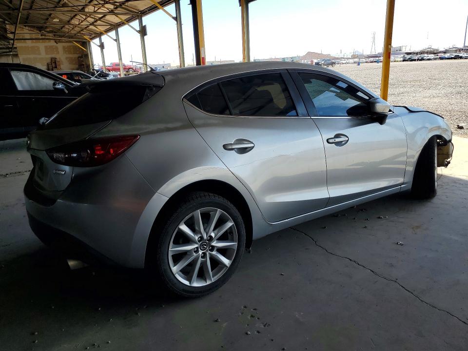 63295126 :رقم المزاد ، JM1BM1L72E1101151 vin ، 2014 Mazda 3 مزاد بيع