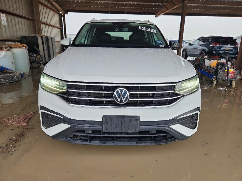 Продаж на аукціоні авто 2022 Volkswagen Tiguan, vin: 3VV3B7AX0NM065397, номер лоту: 59886316