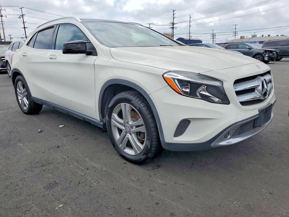 57858456 :رقم المزاد ، WDCTG4GB8GJ225417 vin ، 2016 Mercedes-benz Gla مزاد بيع