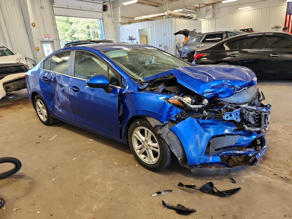 2017 Chevrolet Cruze მანქანა იყიდება აუქციონზე, vin: 1G1BE5SMXH7126868, აუქციონის ნომერი: 61153186