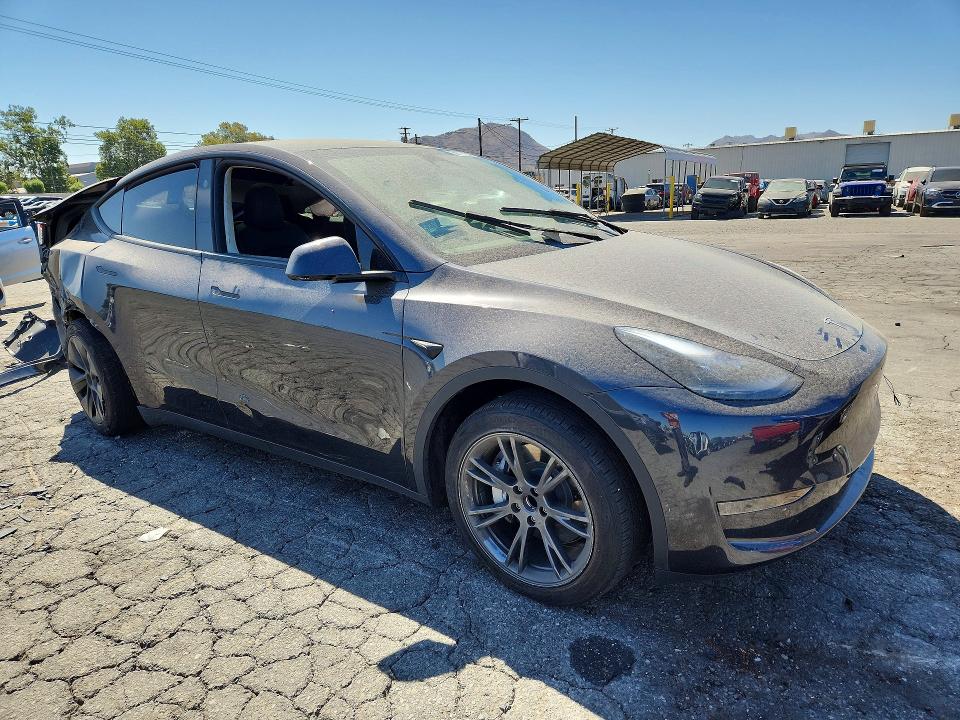 Продаж на аукціоні авто 2024 Tesla Model Y, vin: 7SAYGDED6RF117052, номер лоту: 59111836