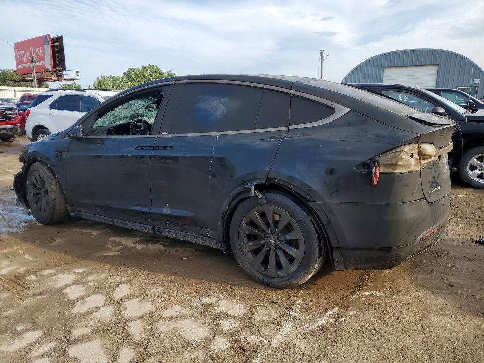Продажа на аукционе авто 2017 Tesla Model X, vin: 5YJXCBE22HF069524, номер лота: 61332856
