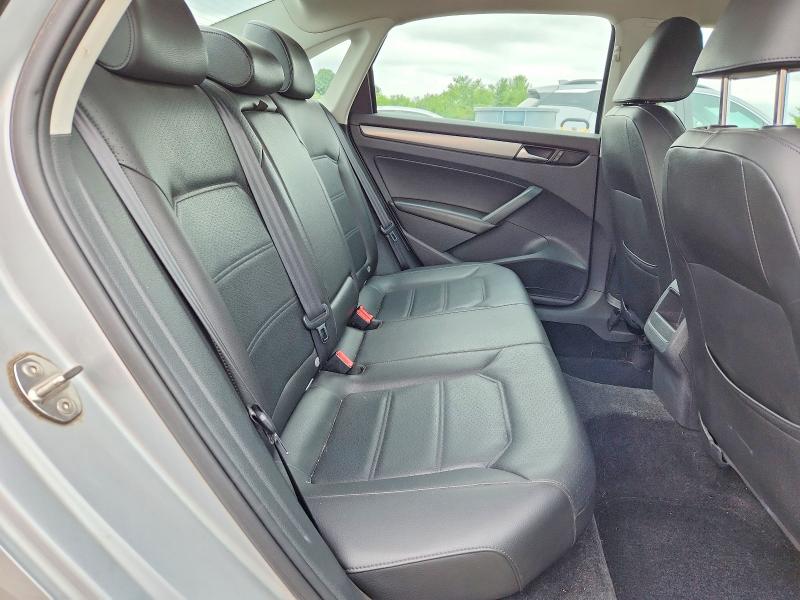 2015 Volkswagen Passat მანქანა იყიდება აუქციონზე, vin: 1VWAT7A30FC020508, აუქციონის ნომერი: 60211456