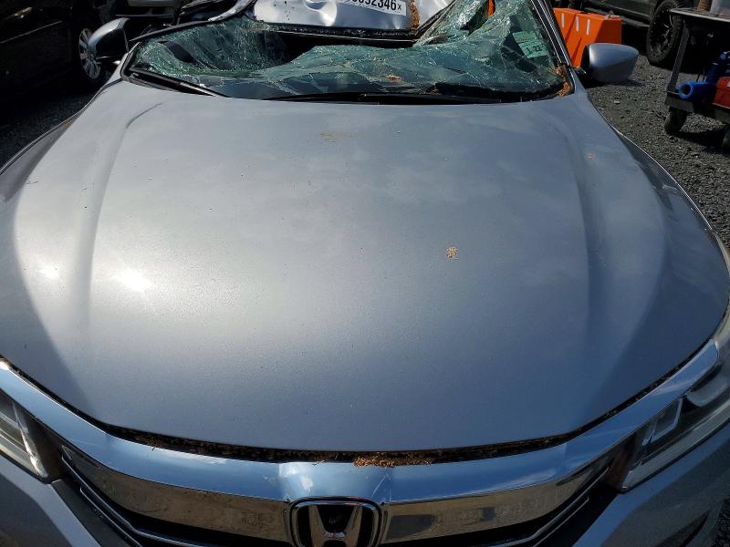 60092346 :رقم المزاد ، 1HGCR2F37HA113497 vin ، 2017 Honda Accord مزاد بيع