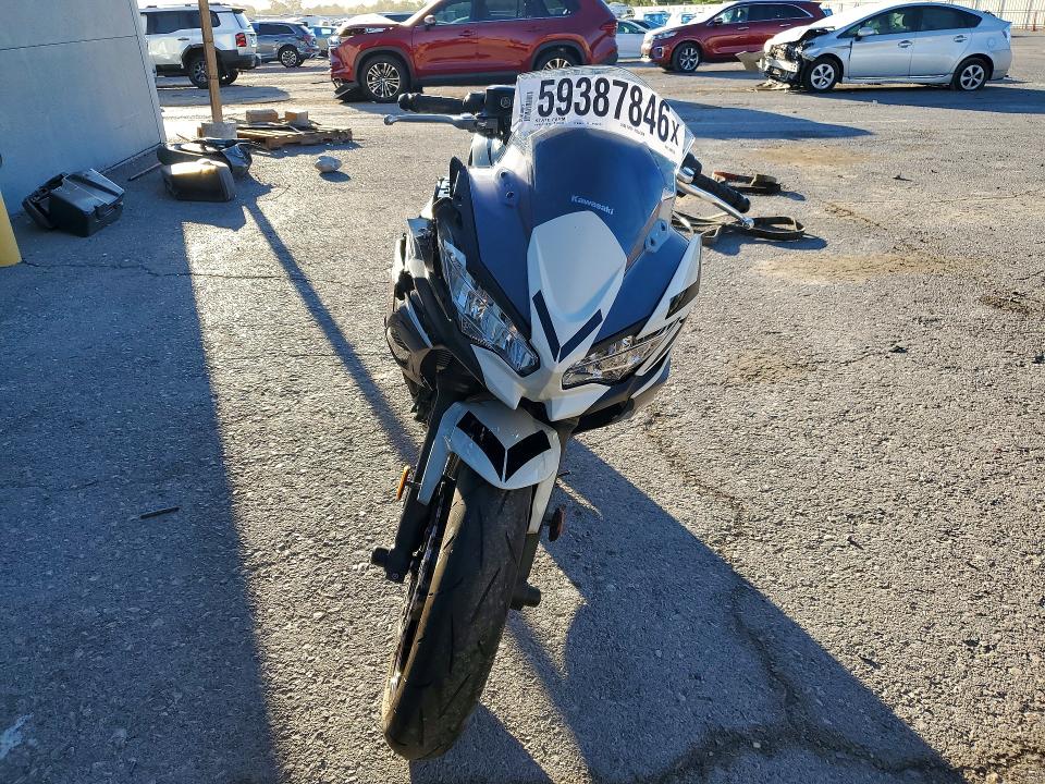 59387846 :رقم المزاد ، ML5EXER12PDA88155 vin ، 2023 Kawasaki Ex650 مزاد بيع