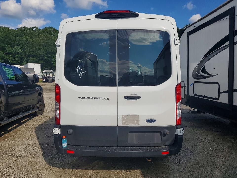 Продажа на аукционе авто 2020 Ford Transit, vin: 1FTBR1C81LKB60418, номер лота: 59145796