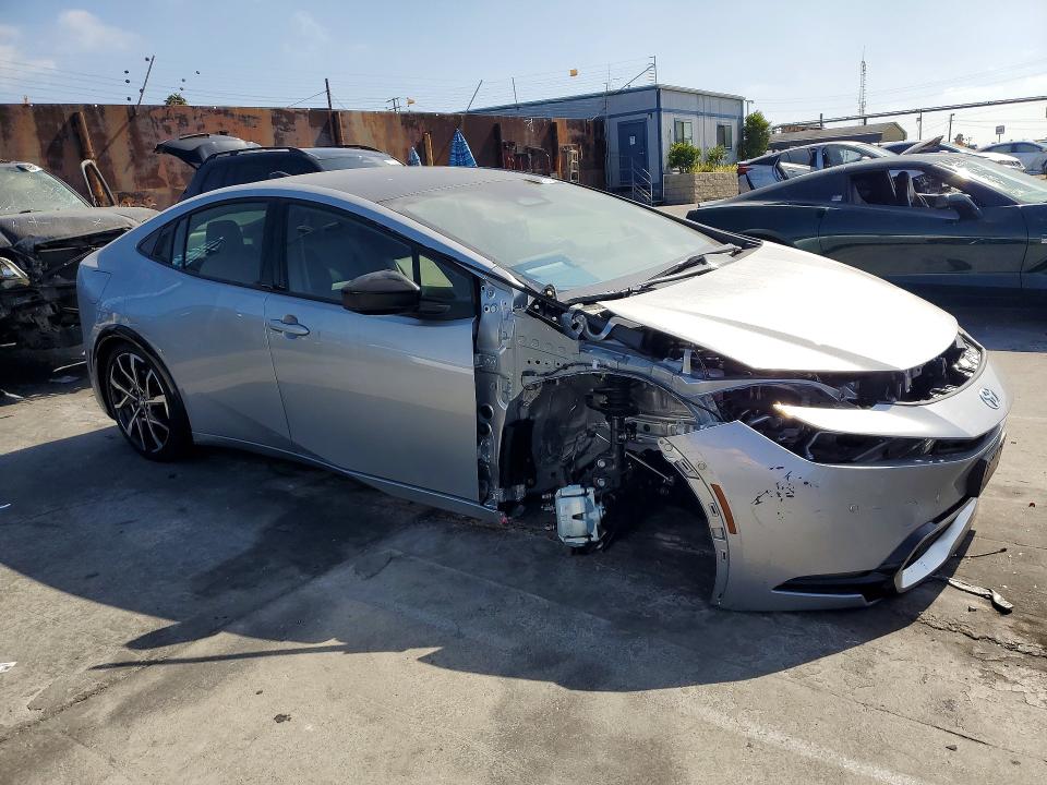 Продаж на аукціоні авто 2026 Toyota Prius Plug-in Hybrid, vin: JTDACACU0T3072111, номер лоту: 62749756