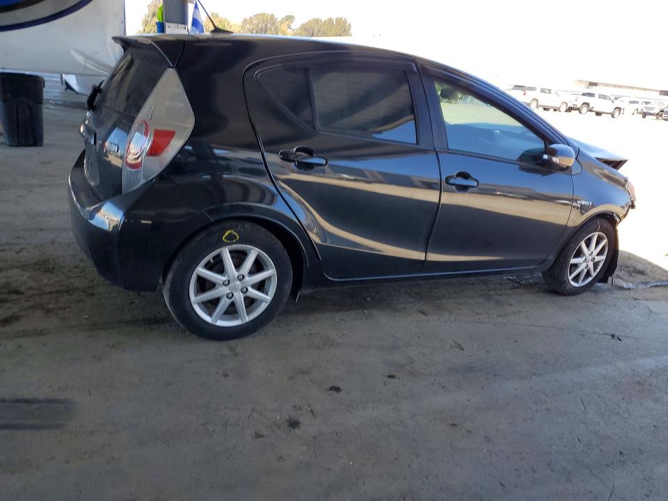 Продажа на аукционе авто 2012 Toyota Prius C, vin: JTDKDTB3XC1030370, номер лота: 62708356