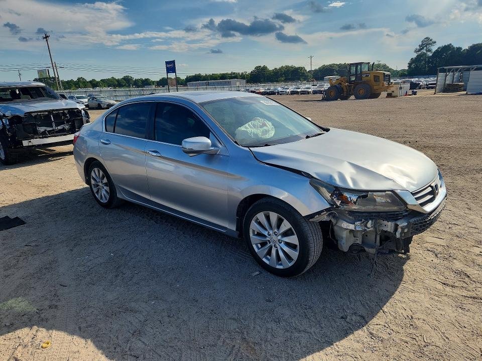 2015 Honda Accord მანქანა იყიდება აუქციონზე, vin: 1HGCR2F79FA022280, აუქციონის ნომერი: 60162156