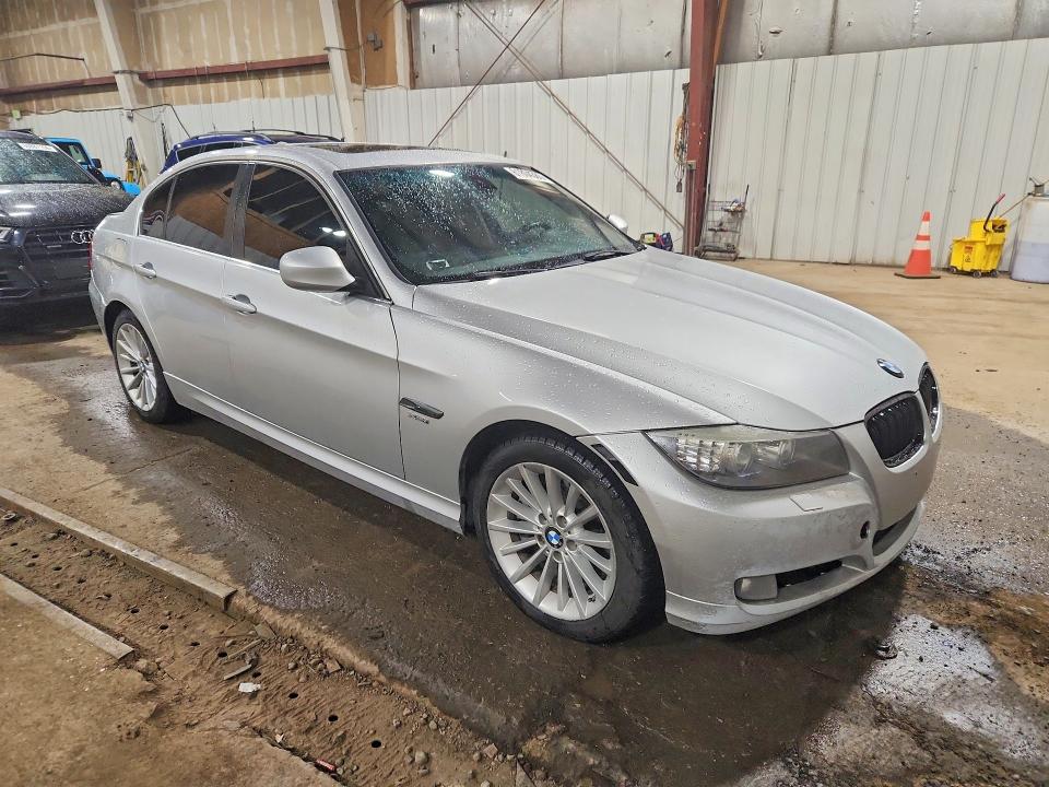 61804386 :رقم المزاد ، WBAPL5C54BA920556 vin ، 2011 Bmw 335 مزاد بيع