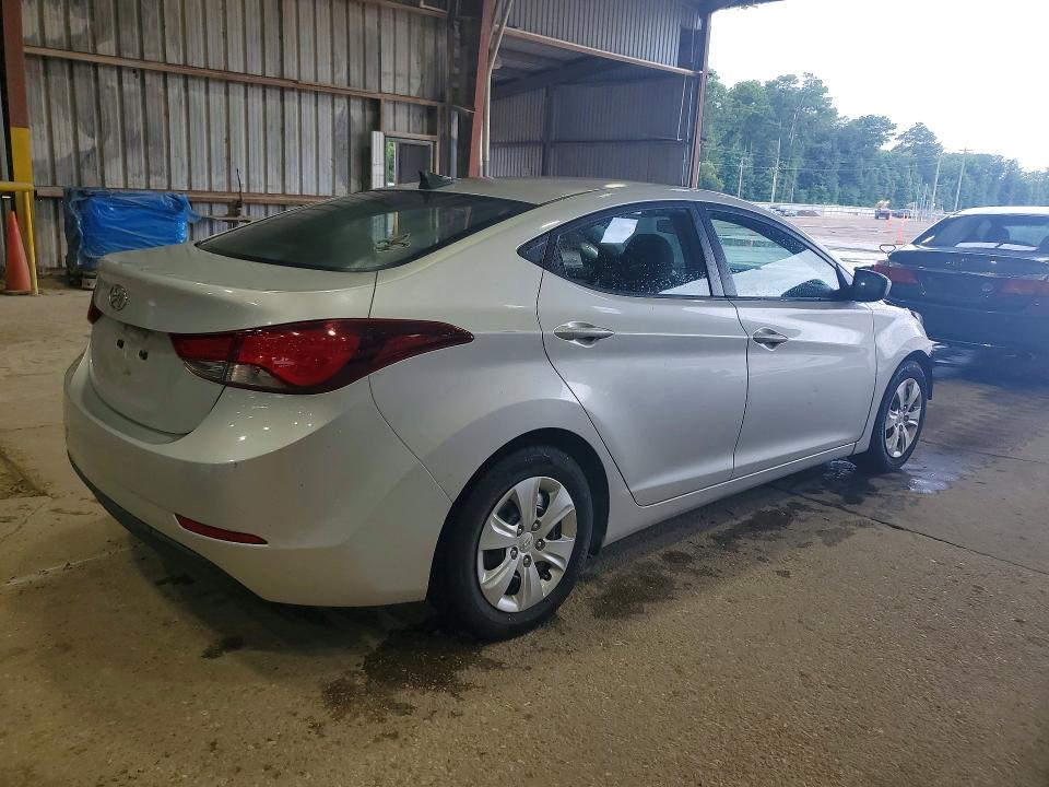 Продажа на аукционе авто 2016 Hyundai Elantra, vin: 5NPDH4AE9GH715092, номер лота: 61132976