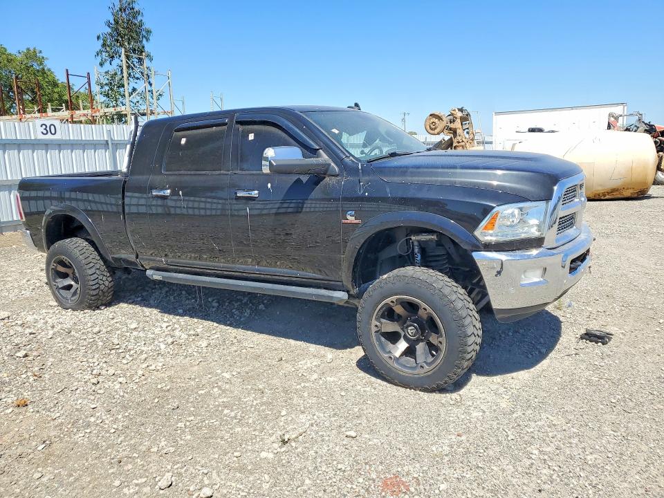 46541345 :رقم المزاد ، 3C63R3ML0JG384956 vin ، 2018 Ram 3500 مزاد بيع