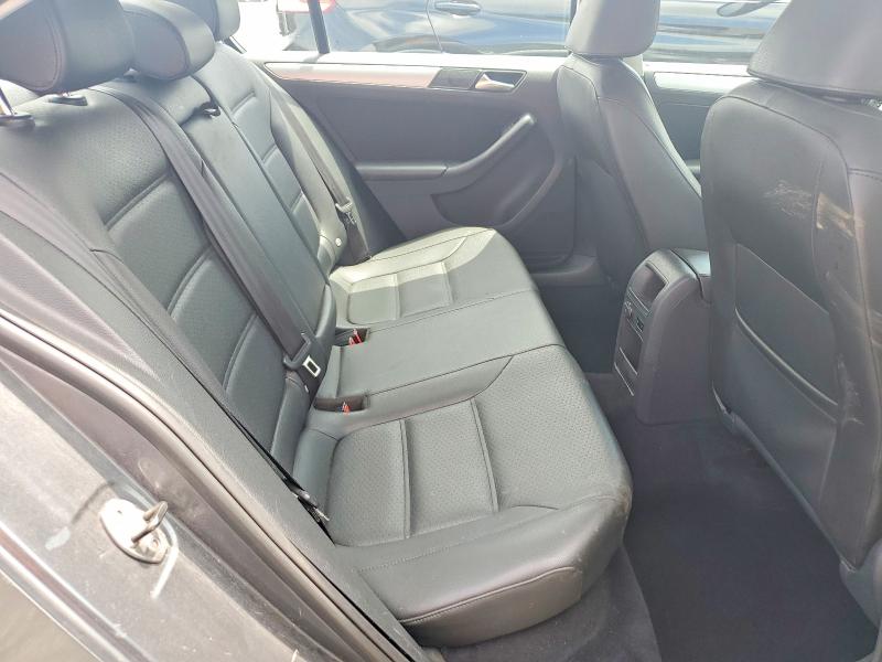 60766516 :رقم المزاد ، 3VWDP7AJ1DM392807 vin ، 2013 Volkswagen Jetta مزاد بيع