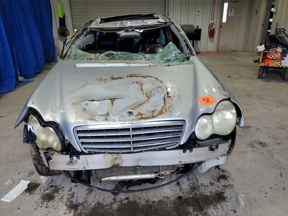62050896 :رقم المزاد ، WDBRF92H36F789925 vin ، 2006 Mercedes-benz C مزاد بيع