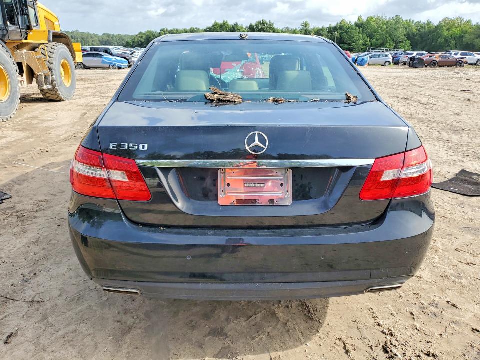 Auction sale of the 2010 Mercedes-benz E, vin: WDDHF5GB1AA190642, lot number: 62270016
