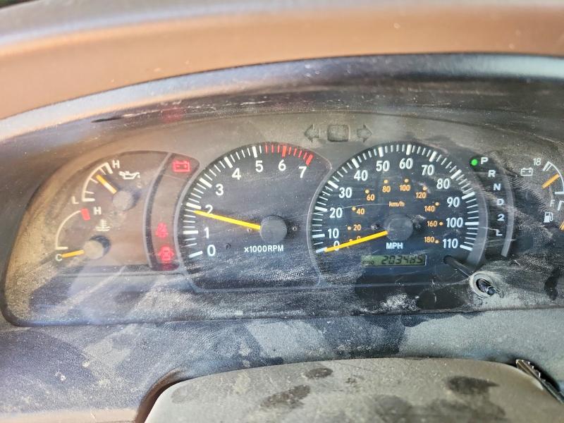 61901546 :رقم المزاد ، 5TBBT44111S187153 vin ، 2001 Toyota Tundra مزاد بيع