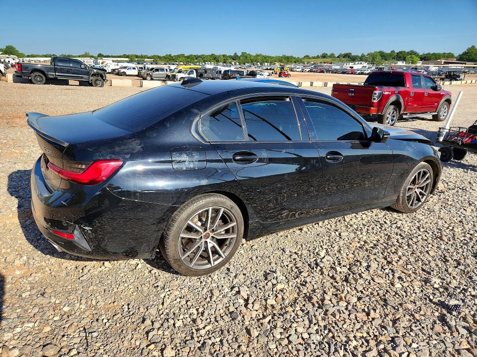 60243066 :رقم المزاد ، 3MW5R1J05L8B44828 vin ، 2020 Bmw 330 مزاد بيع