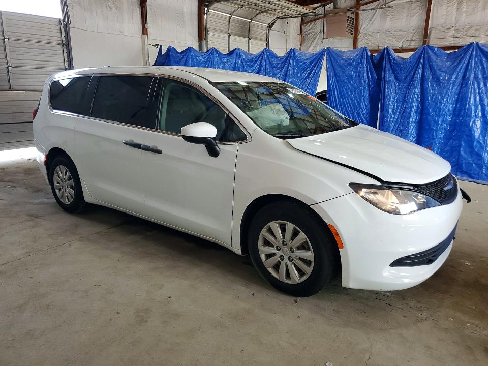 Продажа на аукционе авто 2019 Chrysler Pacifica, vin: 2C4RC1AG7KR666989, номер лота: 62758156