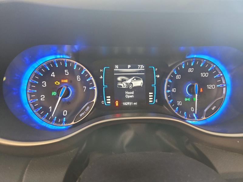 62246446 :رقم المزاد ، 2C4RC1BG8HR739570 vin ، 2017 Chrysler Pacifica مزاد بيع