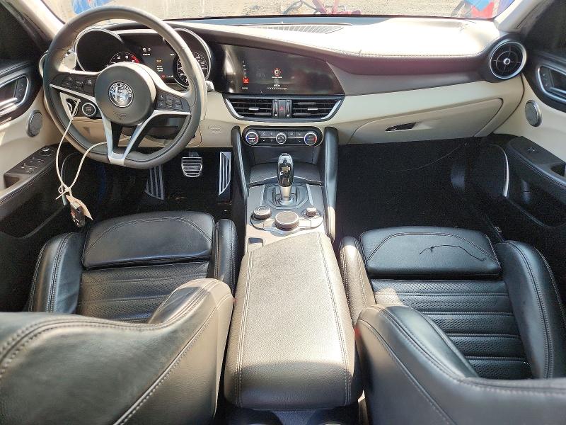 63433736 :رقم المزاد ، ZARFAMBN5K7611956 vin ، 2019 Alfa Romeo Giulia مزاد بيع