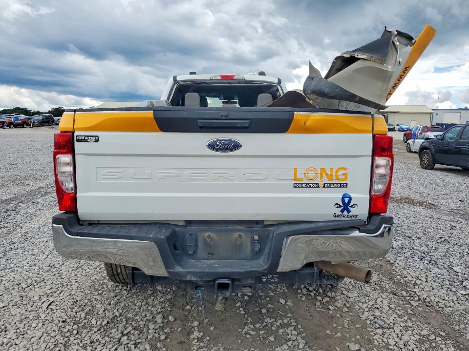 60128246 :رقم المزاد ، 1FT7X2B65NEC82878 vin ، 2022 Ford F250 مزاد بيع