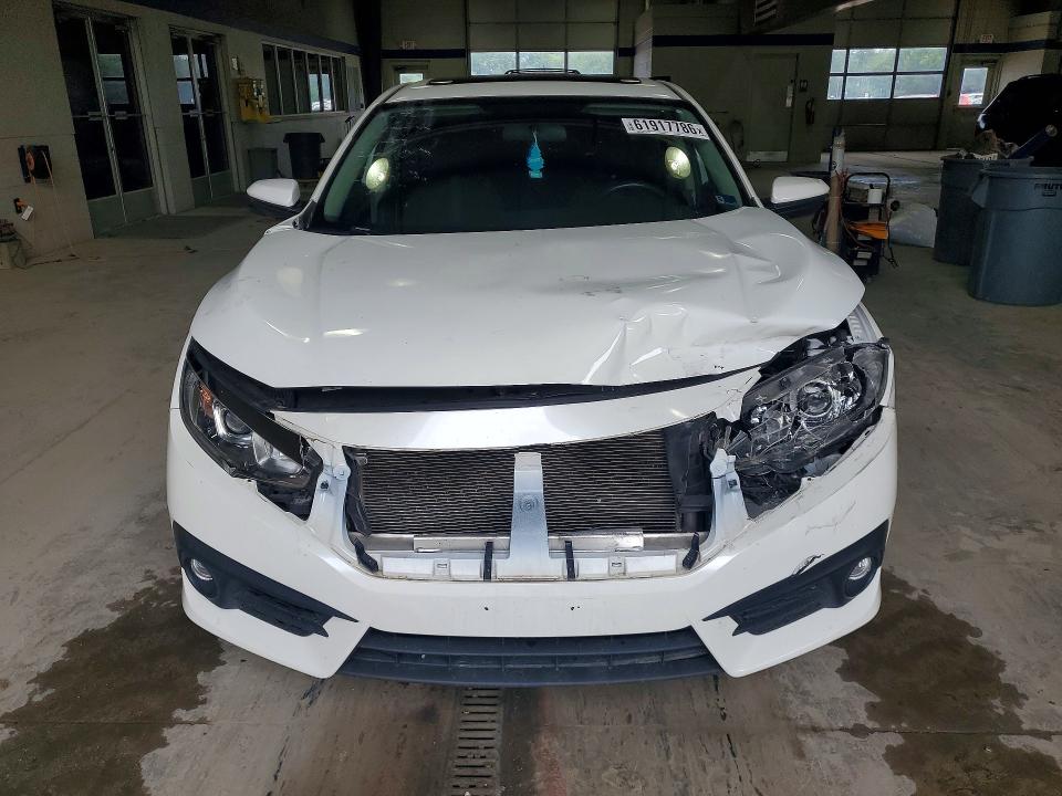 61917786 :رقم المزاد ، JHMFC1F35JX006604 vin ، 2018 Honda Civic مزاد بيع