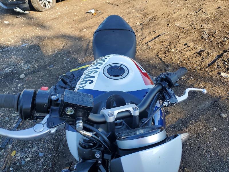 60061646 :رقم المزاد ، SMTL10UL5STBX7843 vin ، 2025 Triumph Motorcycle Trident 660 مزاد بيع