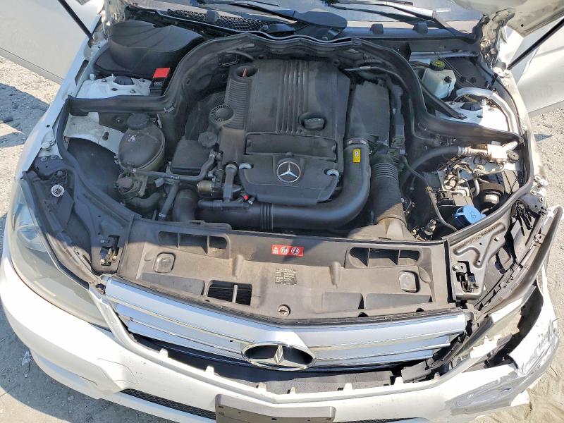 Продаж на аукціоні авто 2013 Mercedes-benz C, vin: WDDGF4HB1DR246797, номер лоту: 59162086