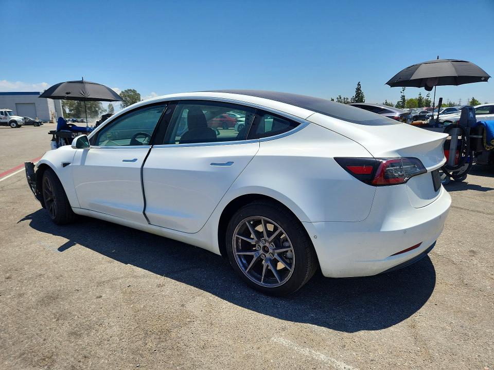 2018 Tesla Model 3 მანქანა იყიდება აუქციონზე, vin: 5YJ3E1EA1JF162101, აუქციონის ნომერი: 60524326
