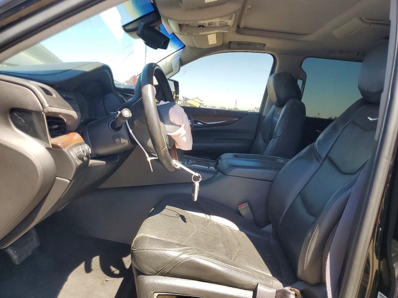 62840786 :رقم المزاد ، 1GYS4NKJ7FR728509 vin ، 2015 Cadillac Escalade مزاد بيع