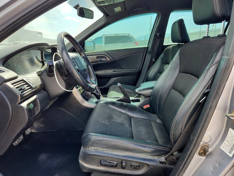 62108386 :رقم المزاد ، 1HGCR2F59GA221555 vin ، 2016 Honda Accord مزاد بيع