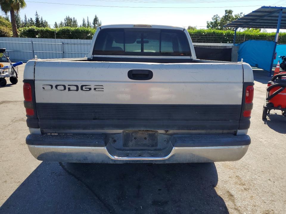 2000 Dodge Ram 1500 მანქანა იყიდება აუქციონზე, vin: 3B7HC13Y4YG105083, აუქციონის ნომერი: 61050806
