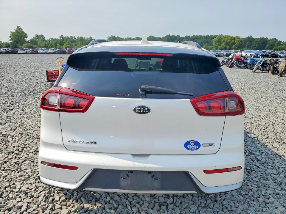 61367276 :رقم المزاد ، KNDCC3LC2H5050313 vin ، 2017 Kia Niro مزاد بيع