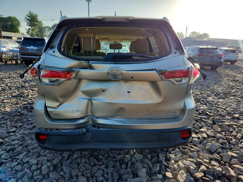 2015 Toyota Highlander მანქანა იყიდება აუქციონზე, vin: 5TDKKRFH2FS054457, აუქციონის ნომერი: 59600176