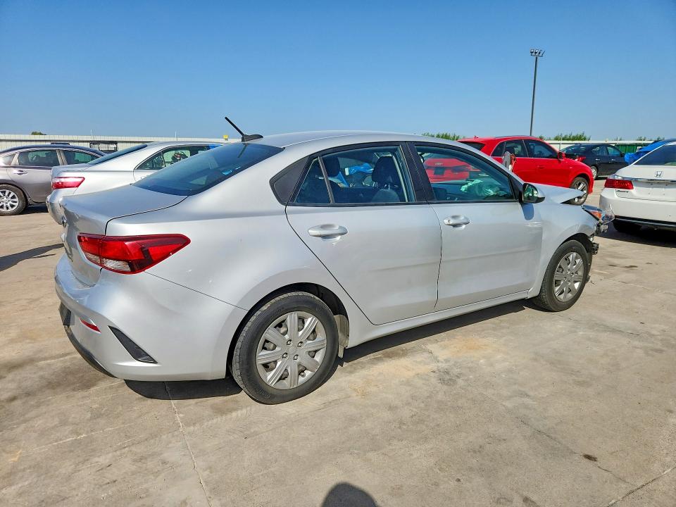 61725726 :رقم المزاد ، 3KPA24ADXME422359 vin ، 2021 Kia Rio مزاد بيع
