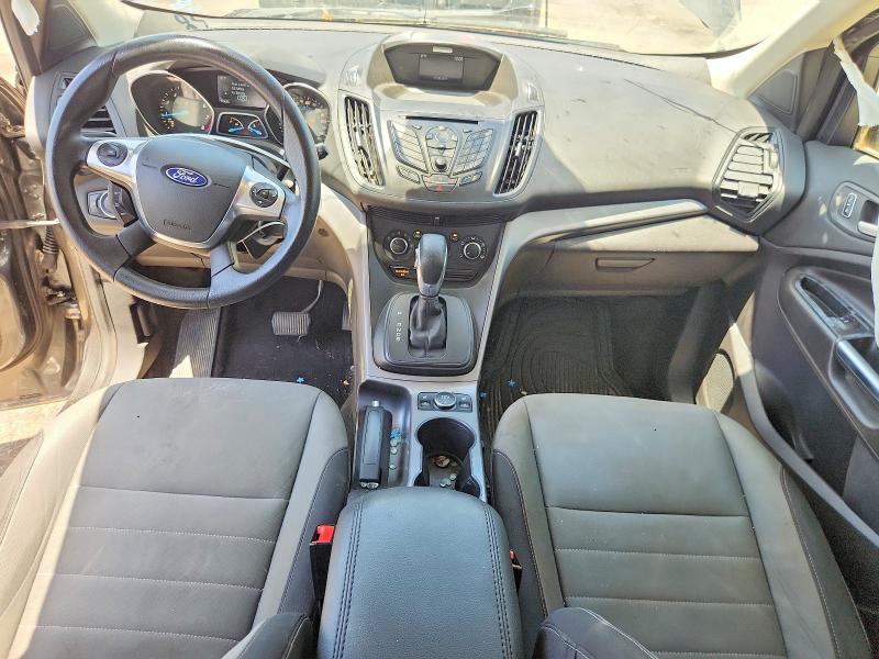 61168886 :رقم المزاد ، 1FMCU9G97GUA00165 vin ، 2016 Ford Escape مزاد بيع