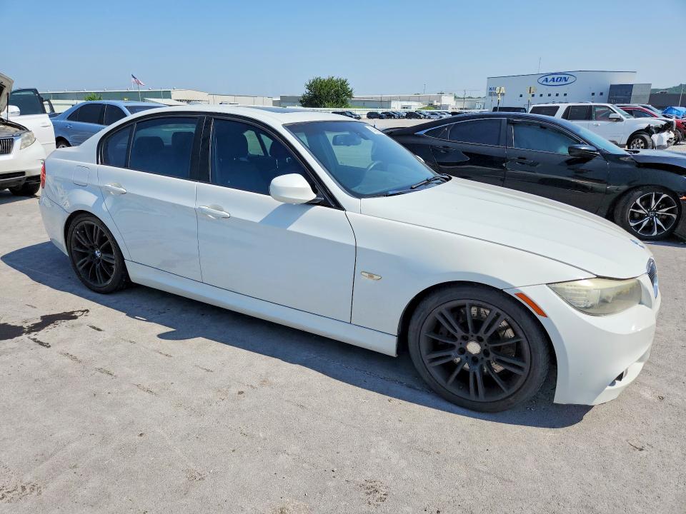 61418526 :رقم المزاد ، WBAPN7C51BA780536 vin ، 2011 Bmw 335 مزاد بيع