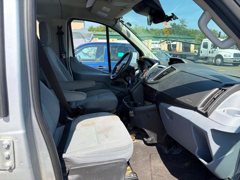 61226066 :رقم المزاد ، 1FMZK1ZM0GKB32599 vin ، 2016 Ford Transit مزاد بيع