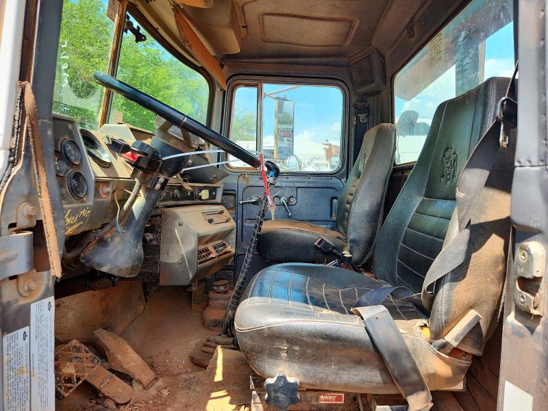 2000 Mack Rd688s მანქანა იყიდება აუქციონზე, vin: 1M2P267C9YM050133, აუქციონის ნომერი: 61240596