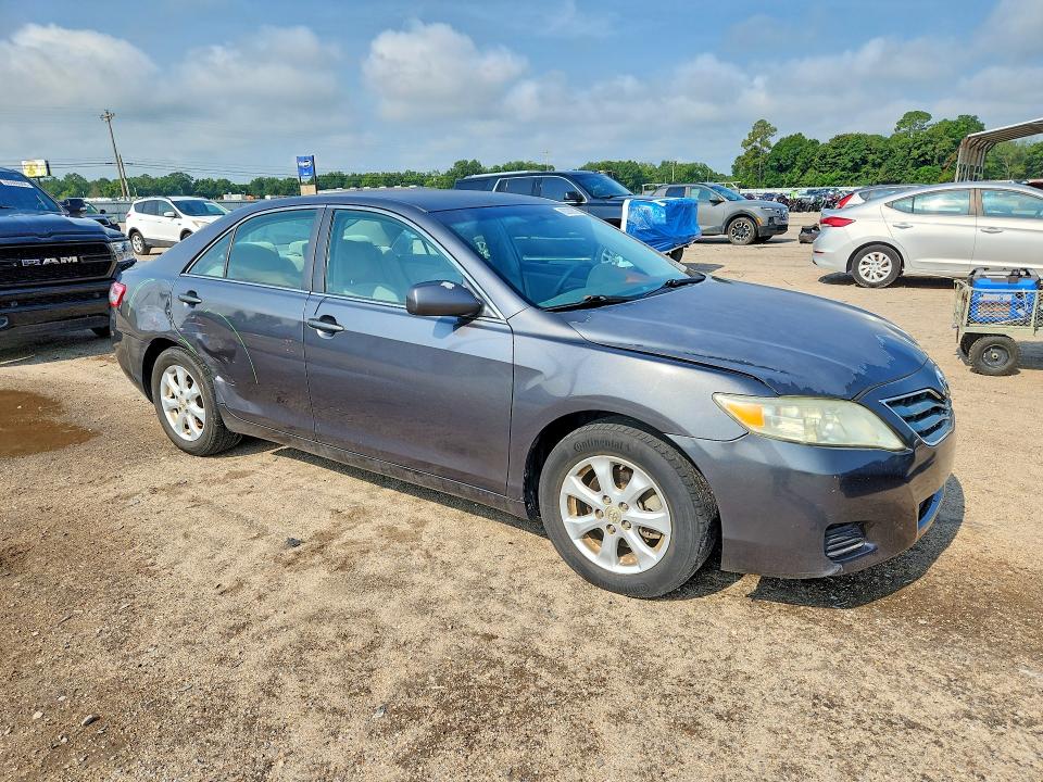 2011 Toyota Camry მანქანა იყიდება აუქციონზე, vin: 4T1BF3EK6BU724852, აუქციონის ნომერი: 63339536