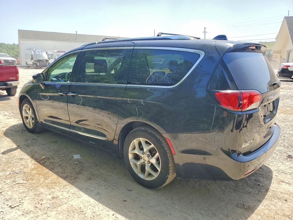 58767246 :رقم المزاد ، 2C4RC1EG5JR122208 vin ، 2018 Chrysler Pacifica مزاد بيع