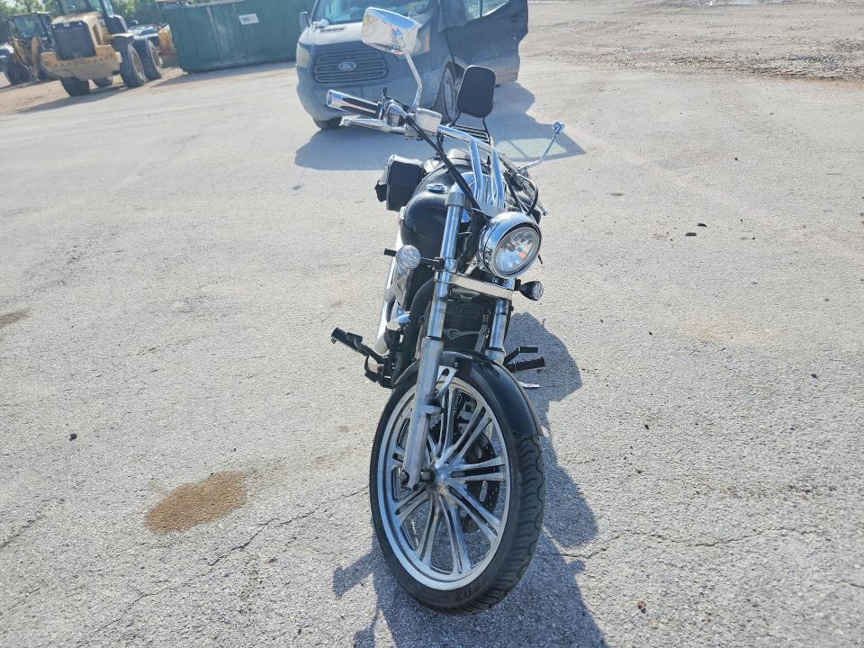 61695506 :رقم المزاد ، JKAVN2C188A019726 vin ، 2008 Kawasaki Vn900 مزاد بيع