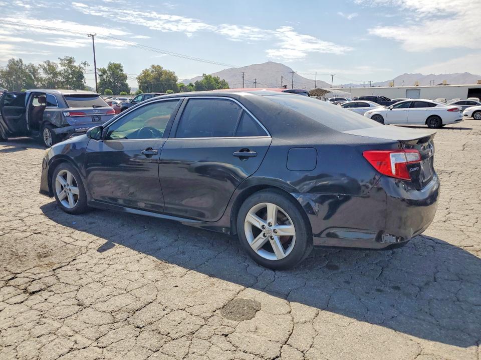 2014 Toyota Camry მანქანა იყიდება აუქციონზე, vin: 4T1BF1FK2EU445454, აუქციონის ნომერი: 62001036
