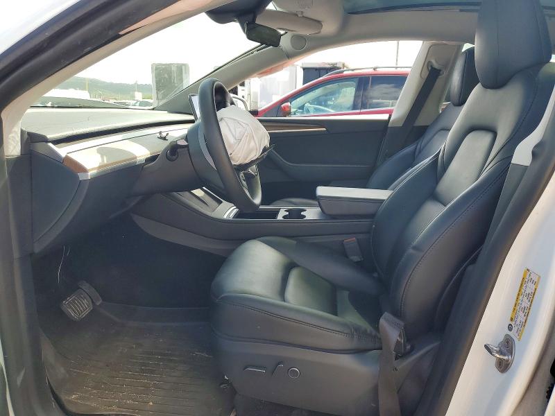 Продажа на аукционе авто 2024 Tesla Model Y, vin: 7SAYGDED0RF102563, номер лота: 61808396